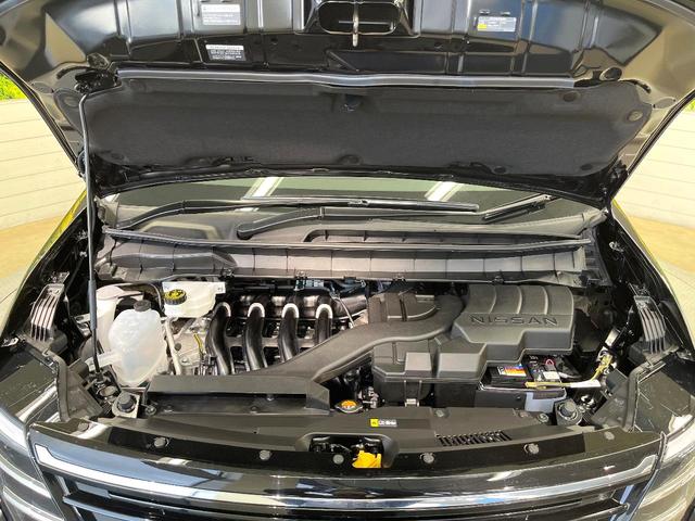 セレナ ハイウェイスターＶ　登録済未使用車　純正１２．３型ナビ　全周囲カメラ　デジタルインナーミラー　プロパイロット　ハンズフリー機能付両側電動ドア　ワイヤレス充電　ＬＥＤヘッド＆フォグ　オートハイビーム　リアオートエアコン（18枚目）