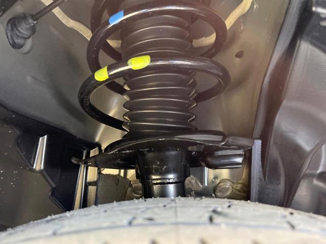 セレナ ハイウェイスターＶ　登録済未使用車　純正１２．３型ナビ　全周囲カメラ　デジタルインナーミラー　プロパイロット　ハンズフリー機能付両側電動ドア　ワイヤレス充電　ＬＥＤヘッド＆フォグ　オートハイビーム　リアオートエアコン（20枚目）