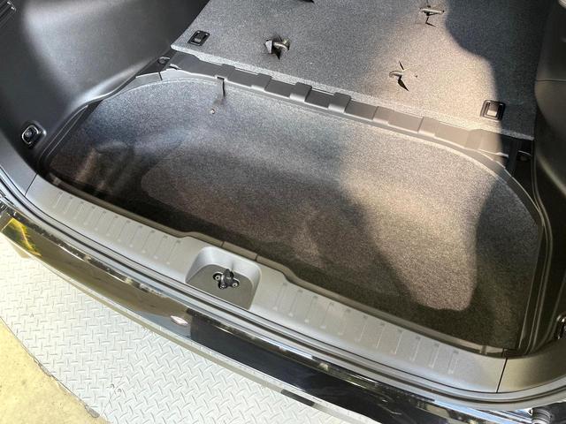 セレナ ハイウェイスターＶ　登録済未使用車　純正１２．３型ナビ　全周囲カメラ　デジタルインナーミラー　プロパイロット　ハンズフリー機能付両側電動ドア　ワイヤレス充電　ＬＥＤヘッド＆フォグ　オートハイビーム　リアオートエアコン（50枚目）