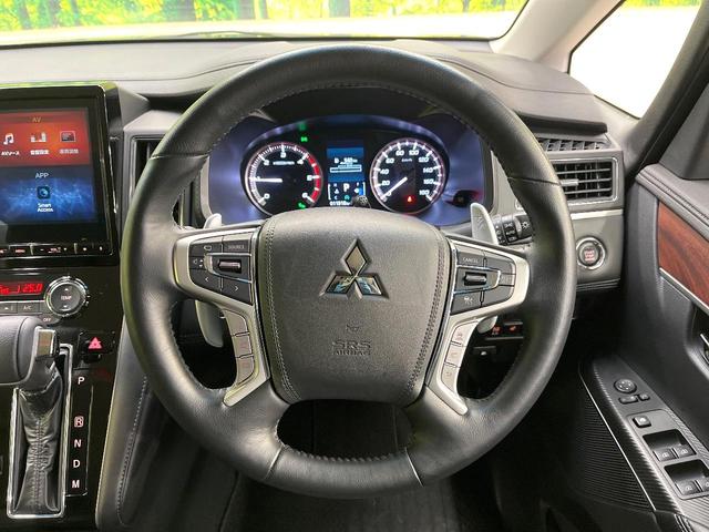 デリカＤ：５ Ｐ　Ｅ－アシスト　純正１０．１型ナビ　バックカメラ　レーダークルーズ　両側電動ドア　電動リアゲート　ブラインドスポットモニター　シートヒーター　ＡＣ１００Ｖ電源　純正１８インチアルミ　スマートキー（12枚目）