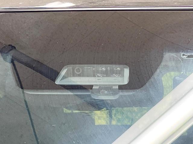 デリカＤ：５ Ｐ　Ｅ－アシスト　純正１０．１型ナビ　バックカメラ　レーダークルーズ　両側電動ドア　電動リアゲート　ブラインドスポットモニター　シートヒーター　ＡＣ１００Ｖ電源　純正１８インチアルミ　スマートキー（24枚目）