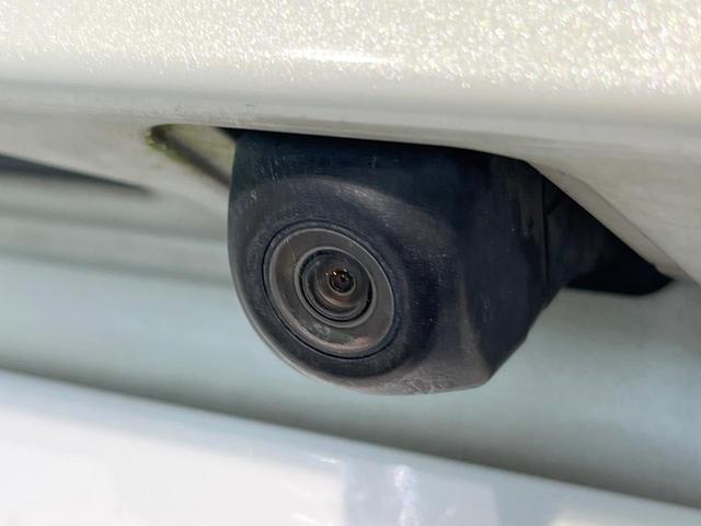プリウス Ｓセーフティプラス　セーフティセンス　純正８型ナビ　バックカメラ　フルセグ　レーダークルーズ　ＬＥＤヘッド＆フォグ　オートハイビーム　クリアランスソナー　オートエアコン　純正１５インチアルミ　スマートキー　ＥＴＣ（41枚目）