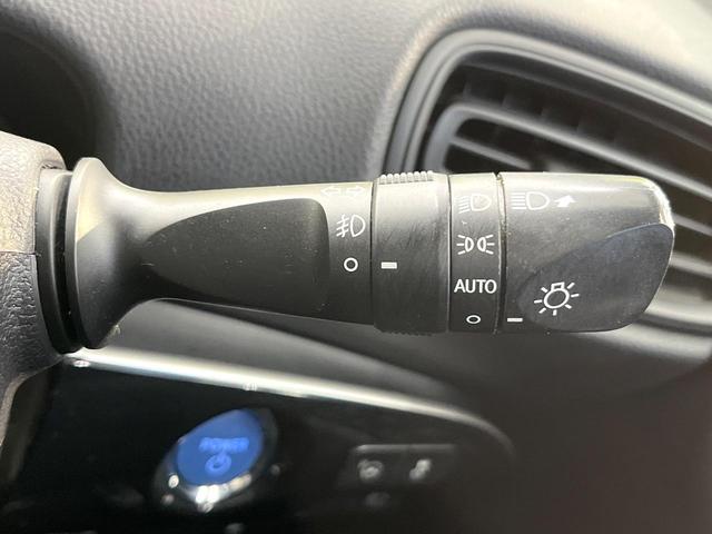 プリウス Ｓセーフティプラス　セーフティセンス　純正８型ナビ　バックカメラ　フルセグ　レーダークルーズ　ＬＥＤヘッド＆フォグ　オートハイビーム　クリアランスソナー　オートエアコン　純正１５インチアルミ　スマートキー　ＥＴＣ（53枚目）