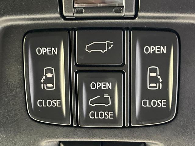 アルファード ２．５Ｓ　Ｃパッケージ　ツインムーンルーフ　フリップダウンモニター　純正１０型ナビ　バックカメラ　両側電動ドア　電動リアゲート　ステアリングヒーター　パワーシート　シートエアコン　リアオートエアコン　スマートキー　ＥＴＣ（6枚目）