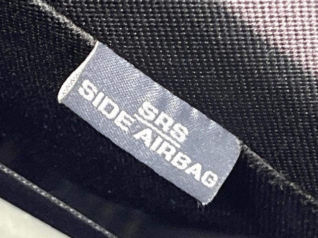 ヴォクシー ＺＳ　電動スライドドア　純正ＨＤＤナビ　バックカメラ　禁煙車　スマートキー　ＨＩＤヘッド　ＥＴＣ　純正１６インチアルミ　デュアルエアコン　パドルシフト　スペアタイヤ　横滑り防止装置（68枚目）