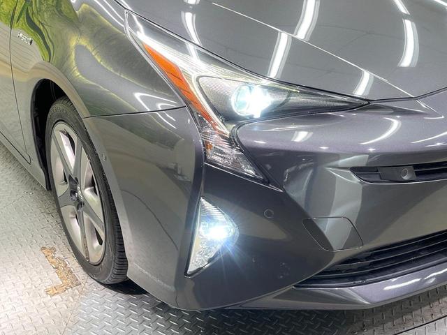 プリウス Ａ　セーフティセンス　純正９型ナビ　バックカメラ　ヘッドアップディスプレイ　ブラインドスポットモニター　レーダークルーズ　自動駐車支援　純正ＯＰ１７インチアルミ　ＬＥＤヘッド　禁煙車　ＥＴＣ　ステリモ（12枚目）