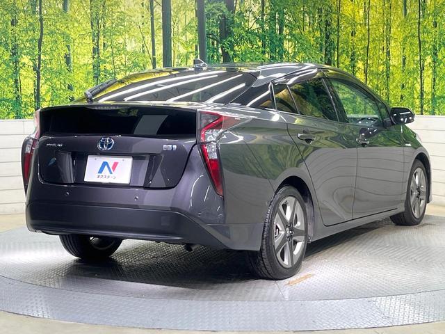 プリウス Ａ　セーフティセンス　純正９型ナビ　バックカメラ　ヘッドアップディスプレイ　ブラインドスポットモニター　レーダークルーズ　自動駐車支援　純正ＯＰ１７インチアルミ　ＬＥＤヘッド　禁煙車　ＥＴＣ　ステリモ（17枚目）