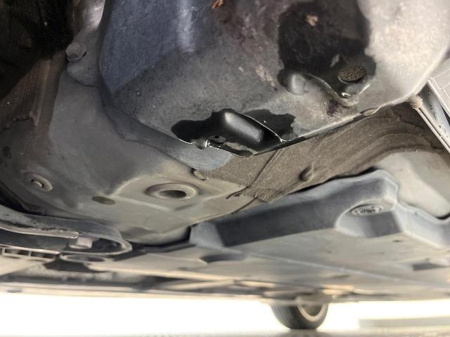 プリウス Ａ　セーフティセンス　純正９型ナビ　バックカメラ　ヘッドアップディスプレイ　ブラインドスポットモニター　レーダークルーズ　自動駐車支援　純正ＯＰ１７インチアルミ　ＬＥＤヘッド　禁煙車　ＥＴＣ　ステリモ（26枚目）