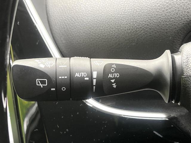 プリウス Ａ　セーフティセンス　純正９型ナビ　バックカメラ　ヘッドアップディスプレイ　ブラインドスポットモニター　レーダークルーズ　自動駐車支援　純正ＯＰ１７インチアルミ　ＬＥＤヘッド　禁煙車　ＥＴＣ　ステリモ（50枚目）