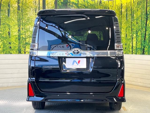 ヴォクシー ＺＳ　煌ＩＩ　純正９両側電動ドア　バックカメラ　衝突被害軽減システム　禁煙車　ドラレコ　コーナーセンサー　スマートキー　ＬＥＤヘッド　ビルトインＥＴＣ　クルコン　純正１６インチアルミ　オートハイビーム　オートライト（16枚目）