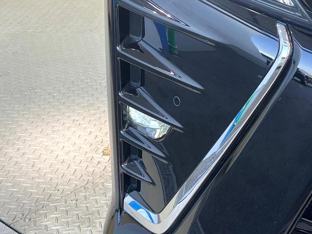 ヴォクシー ＺＳ　煌ＩＩ　純正９両側電動ドア　バックカメラ　衝突被害軽減システム　禁煙車　ドラレコ　コーナーセンサー　スマートキー　ＬＥＤヘッド　ビルトインＥＴＣ　クルコン　純正１６インチアルミ　オートハイビーム　オートライト（23枚目）