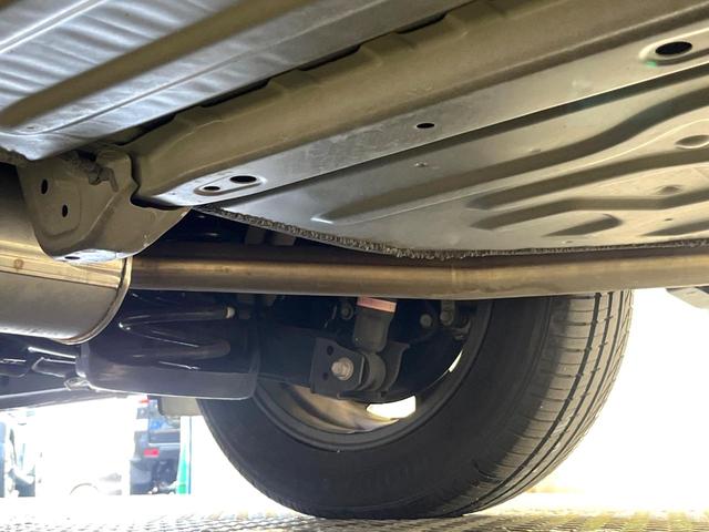 ヴォクシー ＺＳ　煌ＩＩ　純正９両側電動ドア　バックカメラ　衝突被害軽減システム　禁煙車　ドラレコ　コーナーセンサー　スマートキー　ＬＥＤヘッド　ビルトインＥＴＣ　クルコン　純正１６インチアルミ　オートハイビーム　オートライト（31枚目）