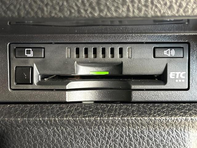 ヴォクシー ＺＳ　煌ＩＩ　純正９両側電動ドア　バックカメラ　衝突被害軽減システム　禁煙車　ドラレコ　コーナーセンサー　スマートキー　ＬＥＤヘッド　ビルトインＥＴＣ　クルコン　純正１６インチアルミ　オートハイビーム　オートライト（47枚目）