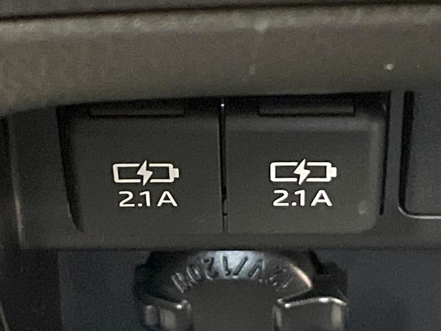 ヴォクシー ＺＳ　煌ＩＩ　純正９両側電動ドア　バックカメラ　衝突被害軽減システム　禁煙車　ドラレコ　コーナーセンサー　スマートキー　ＬＥＤヘッド　ビルトインＥＴＣ　クルコン　純正１６インチアルミ　オートハイビーム　オートライト（68枚目）