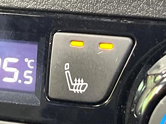 オーラ ニスモ　寒冷地仕様　純正９型ナビ　全周囲カメラ　デジタルインナーミラー　ワイヤレス充電　シートヒーター　プロパイロット　ＬＥＤヘッド＆フォグ　オートライト　オートエアコン　純正１７インチアルミ　スマートキー（6枚目）