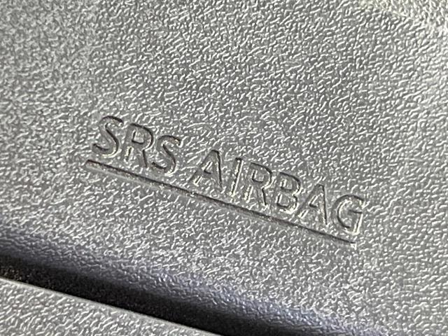 オーラ ニスモ　寒冷地仕様　純正９型ナビ　全周囲カメラ　デジタルインナーミラー　ワイヤレス充電　シートヒーター　プロパイロット　ＬＥＤヘッド＆フォグ　オートライト　オートエアコン　純正１７インチアルミ　スマートキー（74枚目）