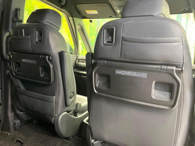 ステップワゴン ｅ：ＨＥＶスパーダ　プレミアムライン　ホンダセンシング　１１型コネクトディスプレイ　フリップダウンモニター　マルチビューカメラ　パワーバックドア　前席／２列目シートヒーター　ブラインドスポットモニター　レーダークルーズ　両側電動ドア（42枚目）