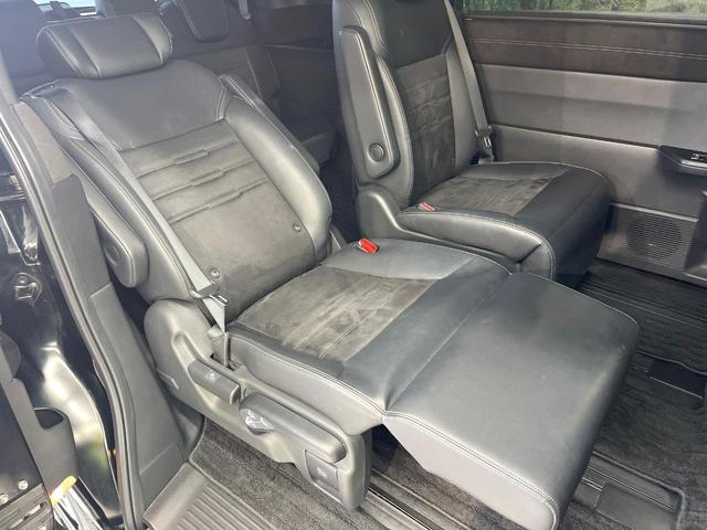 ステップワゴン ｅ：ＨＥＶスパーダ　プレミアムライン　ホンダセンシング　１１型コネクトディスプレイ　フリップダウンモニター　マルチビューカメラ　パワーバックドア　前席／２列目シートヒーター　ブラインドスポットモニター　レーダークルーズ　両側電動ドア（44枚目）