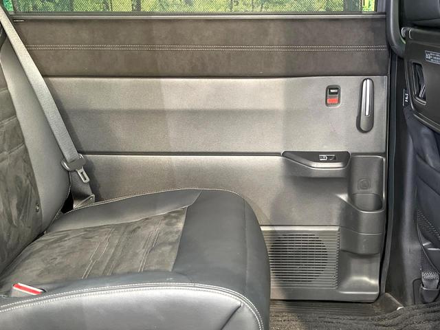 ステップワゴン ｅ：ＨＥＶスパーダ　プレミアムライン　ホンダセンシング　１１型コネクトディスプレイ　フリップダウンモニター　マルチビューカメラ　パワーバックドア　前席／２列目シートヒーター　ブラインドスポットモニター　レーダークルーズ　両側電動ドア（47枚目）