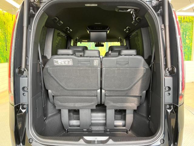 ステップワゴン ｅ：ＨＥＶスパーダ　プレミアムライン　ホンダセンシング　１１型コネクトディスプレイ　フリップダウンモニター　マルチビューカメラ　パワーバックドア　前席／２列目シートヒーター　ブラインドスポットモニター　レーダークルーズ　両側電動ドア（50枚目）