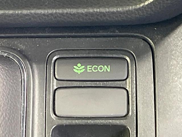 ステップワゴン ｅ：ＨＥＶスパーダ　プレミアムライン　ホンダセンシング　１１型コネクトディスプレイ　フリップダウンモニター　マルチビューカメラ　パワーバックドア　前席／２列目シートヒーター　ブラインドスポットモニター　レーダークルーズ　両側電動ドア（69枚目）