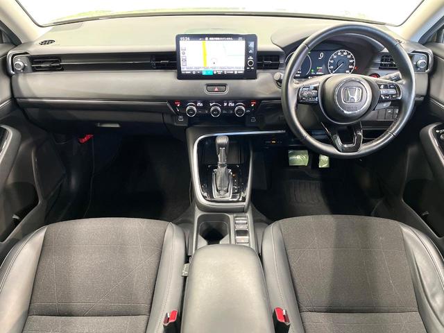 ヴェゼル e:HEV Z バックカメラ 衝突被害軽減システム 禁煙車 電動リアゲート ハーフレザーシート コーナーセンサー スマートキー LEDヘッド ETC2.0 純正18インチアルミ オートハイビーム 車線逸脱警報(2枚目)