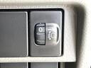 ＰＣ　セーフティサポート　コーナーセンサー　車線逸脱警報　ダイヤル式エアコン　キーレス　純正オーディオ　禁煙車　ＥＴＣ　アイドリングストップ　前席パワーウィンドウ　ヘッドタイトレベライザー（32枚目）