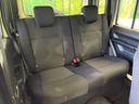 後部座席も気になるようなキズ・汚れやへたり等、大きなダメージはなく、良好な状態です。