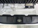 ハイブリッドＸＳ　届出済未使用車　セーフティサポート　ヘッドアップディスプレイ　レーダークルーズ　両側電動ドア　ステアリングヒーター　シートヒーター　後席オットマン　ＬＥＤヘッド　純正１５インチアルミ　オートエアコン（47枚目）