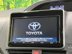 【純正９型ナビ】人気の純正ナビを装備しております。ナビの使いやすさはもちろん、オーディオ機能も充実！キャンプや旅行はもちろん、通勤や買い物など普段のドライブも楽しくなるはず♪ 5