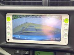 【バックカメラ】駐車時に後方がリアルタイム映像で確認できます。大型商業施設や立体駐車場での駐車時や、夜間のバック時に大活躍！運転スキルに関わらず、今や必須となった装備のひとつです！ 4