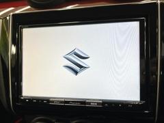 【純正８型ナビ】人気の純正ナビを装備しております。ナビの使いやすさはもちろん、オーディオ機能も充実！キャンプや旅行はもちろん、通勤や買い物など普段のドライブも楽しくなるはず♪ 4