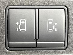 �ڥϥ󥺥ե꡼��ǽ�դ�ξ¦�ѥ���饤�ɥɥ��ۥ��饤�ɥɥ��β���­�������Ƥ��������ȡ���ưŪ�˥��饤�ɥɥ������Ĥ��ޤ�����ʪ��ξ�꤬�դ����ä����֤Ǥ⡢�ɥ��γ��Ĥ��Ǥ��ƤȤäƤ������� 7