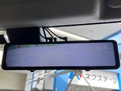 �ڥǥ����륤��ʡ��ߥ顼�۸��ʤ��礭�ʲ�ʪ��Ʊ��ԤǸ�������ǧ���Ť餤���Ǥ�¿�������餬���Ƥ�����ξ�����α�����롼��ߥ顼���ɽ�������ꥢ�ʻ볦�Ǿ����γ�ǧ����ǽ�Ǥ��� 4