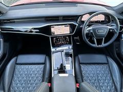 ●【認定中古車】Ａｕｄｉ専門のテクニシャンが、１００項目にもおよぶ精密な点検を実施。すべてをクリアしたＡｕｄｉ車のみが対象となります。 2