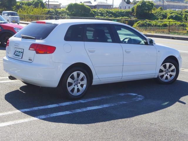 スポーツバック1.8TFSI ターボ車 HDDナビ DVD再生機能 純正アルミ ETC スペアキー 取り扱い説明書付き 電動格納ミラー デュアルオートエアコン(5枚目)