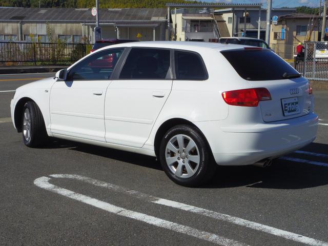 スポーツバック1.8TFSI ターボ車 HDDナビ DVD再生機能 純正アルミ ETC スペアキー 取り扱い説明書付き 電動格納ミラー デュアルオートエアコン(7枚目)