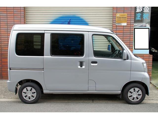 クルーズ 5速マニュアル車(4枚目)