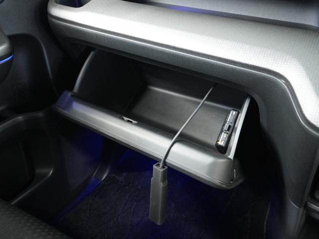 ステップワゴンスパーダ スパーダホンダセンシング　１オ－ナ－両電扉ナビＲカメＥＴＣ２．０ドラレコ前後（67枚目）