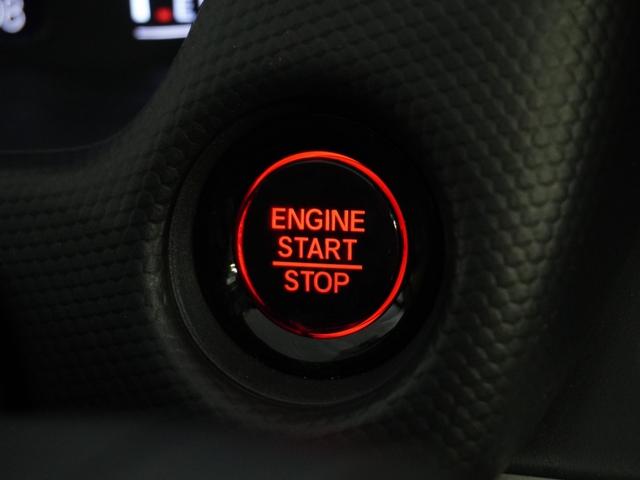 フィット ベーシック 純正CDチューナー/ETC車載器/スマートキー/盗難防止装置/横滑り制御装置/両席SRSエアバッグ/ABS/電動格納式ドアミラー/チップアップシート/パワーウインドウ/サイド&サイドカーテンエアバッグ(3枚目)