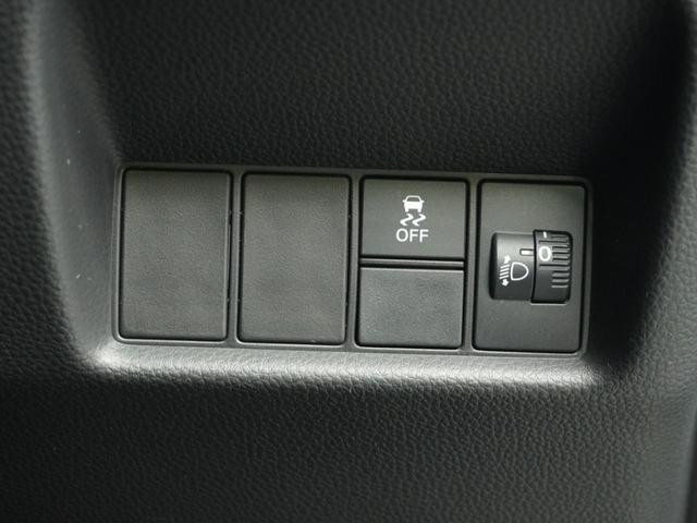 フィット ベーシック 純正CDチューナー/ETC車載器/スマートキー/盗難防止装置/横滑り制御装置/両席SRSエアバッグ/ABS/電動格納式ドアミラー/チップアップシート/パワーウインドウ/サイド&サイドカーテンエアバッグ(27枚目)