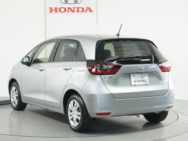 フィット ベーシック 純正CDチューナー/ETC車載器/スマートキー/盗難防止装置/横滑り制御装置/両席SRSエアバッグ/ABS/電動格納式ドアミラー/チップアップシート/パワーウインドウ/サイド&サイドカーテンエアバッグ(34枚目)