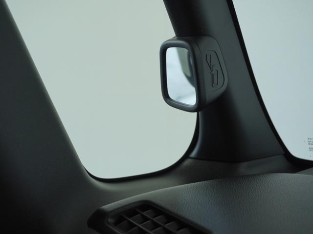 Ｎ－ＢＯＸ ベースグレード　衝突被害軽減システム／ドライブレコーダー／障害物センサー／当社試乗車／純正ナビゲーション／バックカメラ／フルセグＴＶ／ミュージックサーバー／Ｂｌｕｅｔｏｏｔｈ接続音楽再生／シートヒーター／盗難防止装置（30枚目）