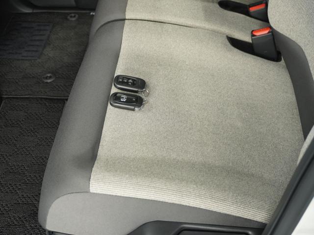 Ｎ－ＢＯＸ ベースグレード　衝突被害軽減システム／ドライブレコーダー／障害物センサー／当社試乗車／純正ナビゲーション／バックカメラ／フルセグＴＶ／ミュージックサーバー／Ｂｌｕｅｔｏｏｔｈ接続音楽再生／シートヒーター／盗難防止装置（76枚目）