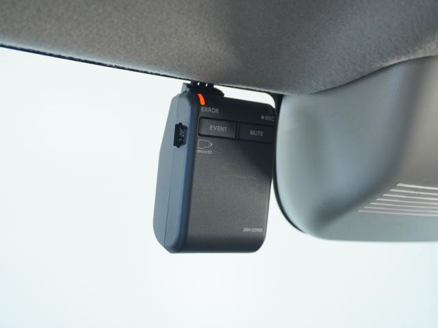 Ｎ－ＢＯＸ ベースグレード　衝突被害軽減システム／ドライブレコーダー／障害物センサー／当社試乗車／純正ナビゲーション／バックカメラ／フルセグＴＶ／ミュージックサーバー／Ｂｌｕｅｔｏｏｔｈ接続音楽再生／シートヒーター／盗難防止装置（4枚目）