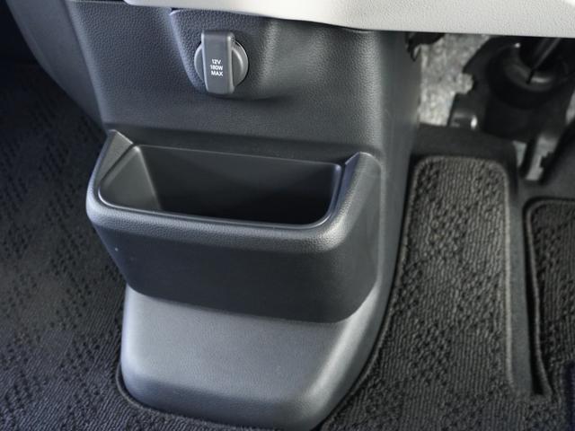 Ｎ－ＢＯＸ ベースグレード　衝突被害軽減システム／ドライブレコーダー／障害物センサー／当社試乗車／純正ナビゲーション／バックカメラ／フルセグＴＶ／ミュージックサーバー／Ｂｌｕｅｔｏｏｔｈ接続音楽再生／シートヒーター／盗難防止装置（57枚目）