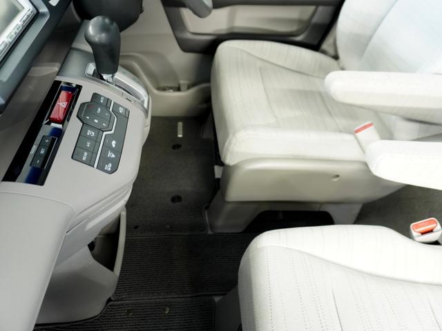 ステップワゴン Ｌ　ナビ両側電動扉バックカメラＥＴＣ（27枚目）