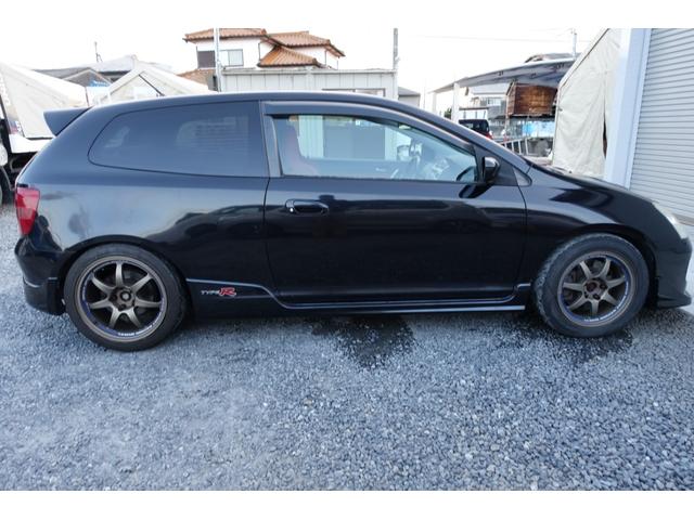 ホンダ シビック タイプｒ 機械式ｌｓｄ エンドレス車高調 藤壺２本出しマフラー 前後タワーバー ｈｋｓエアクリ バーディークラブエアロ 128 0万円 平成14年 02年 滋賀県 中古車 価格 Com