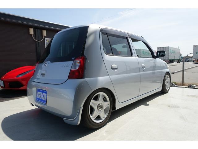 エッセ Ｄ　ストリートライド車高調　社外リヤアクスル　ＰＩＶＯＴ大型タコメーター　アルミホイール　ＬＥＤヘッドライト　社外ステアリング　ＣＤデッキ（7枚目）