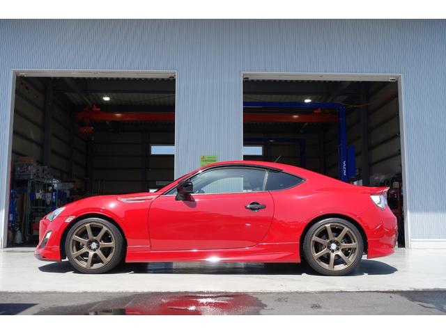８６ ＧＴ　モデリスタエアロ　ブリッドシート　６速マニュアル　藤壺マフラー　ＷＯＲＫ製１８インチアルミホイール　スマートキー　ナビＴＶ　バックカメラ　プッシュスタート　トムス製サクションパイプ（2枚目）